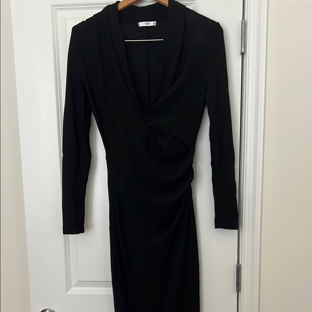 Black Knee-Length Sheath Dress with Long Cuffed Sleeves and plunge neck line